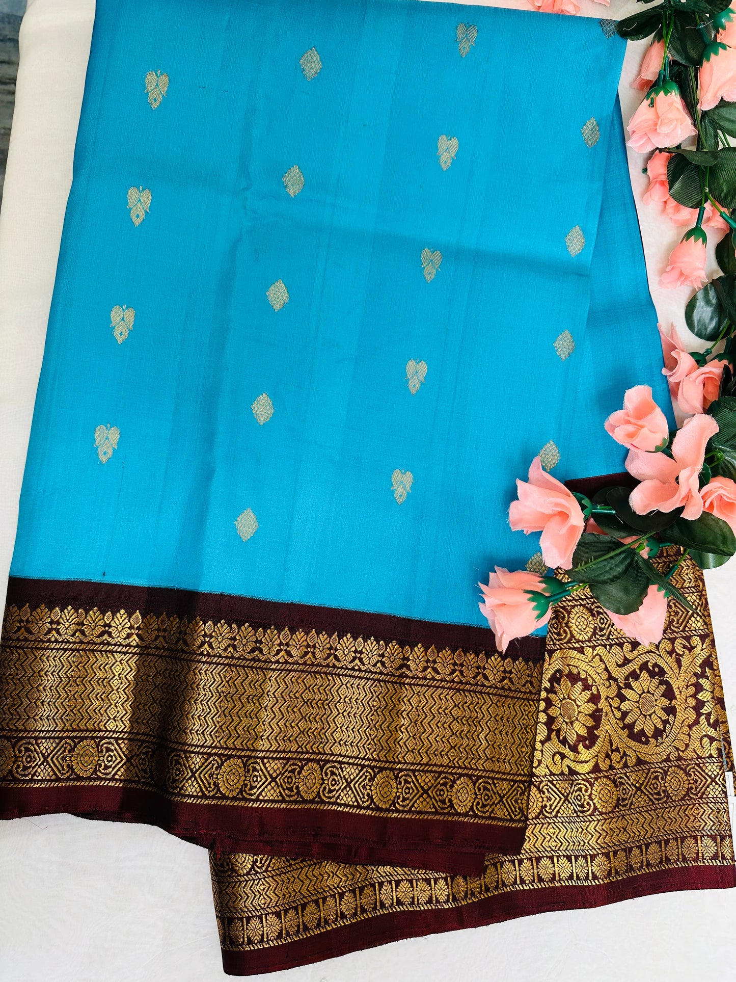 Turquoise Blue Gadwal Pattu Saree